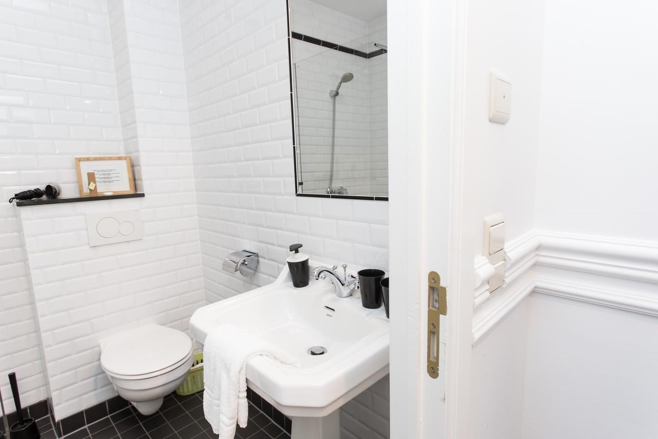 B&B Downtown Bxl บรัสเซลส์ ภายนอก รูปภาพ
