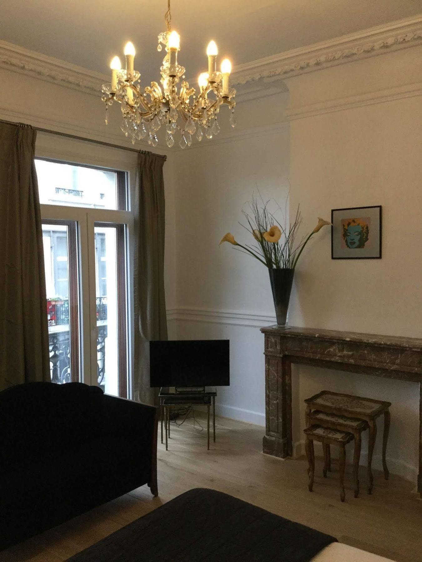 B&B Downtown Bxl บรัสเซลส์ ภายนอก รูปภาพ