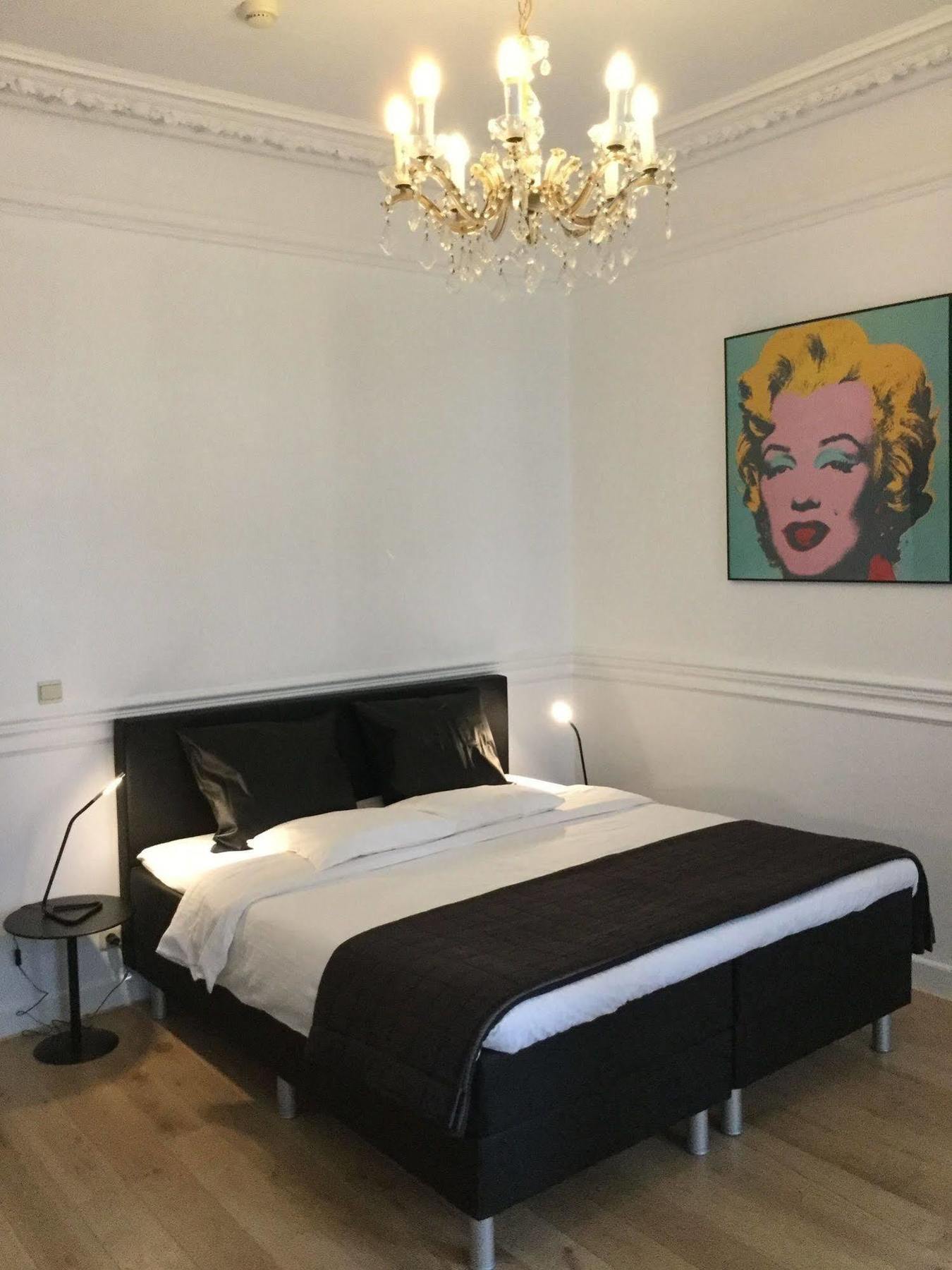 B&B Downtown Bxl บรัสเซลส์ ภายนอก รูปภาพ
